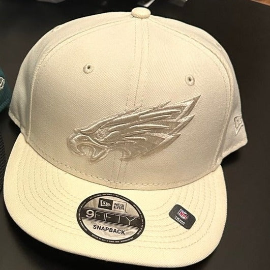 Philadelphia Eagles Cream New Era 9Fifty Snapback Cap/Hat