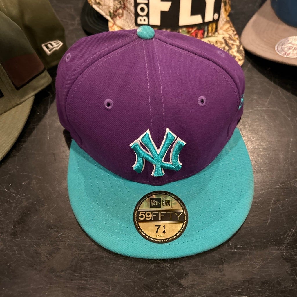 New York Yankees Purple & Teal New Era 59FIFTY Fitted Hat - Size: 7 1/4