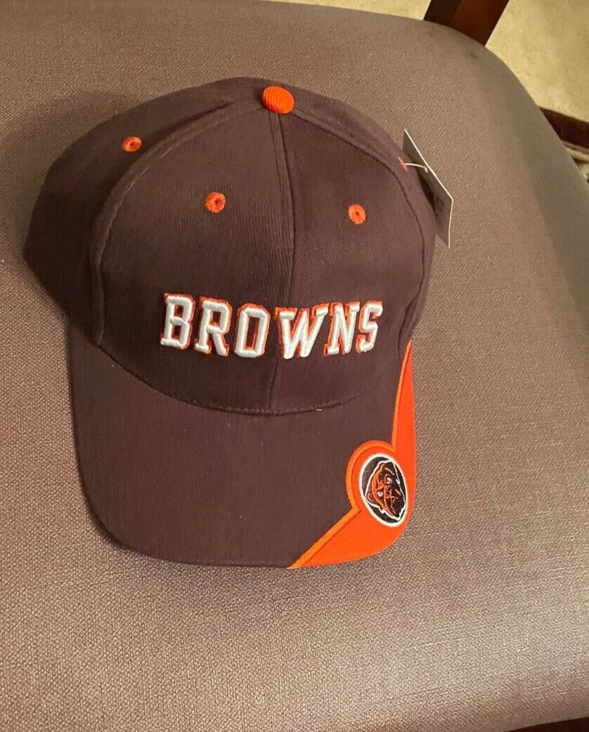 Cleveland Browns NFL "Browns Dawg" Adjustable "Hook & Loop Closure" Ca